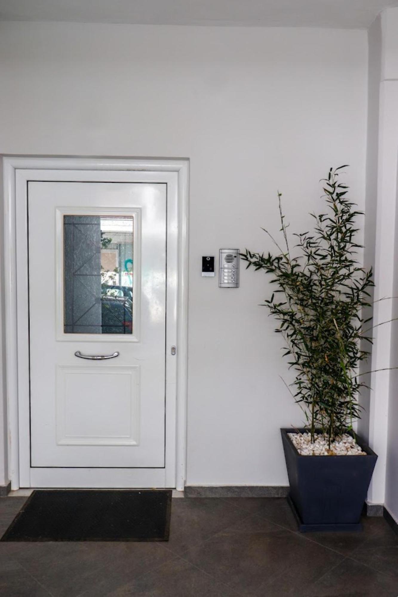 Live It _ Karditsa Kardítsa Exterior foto